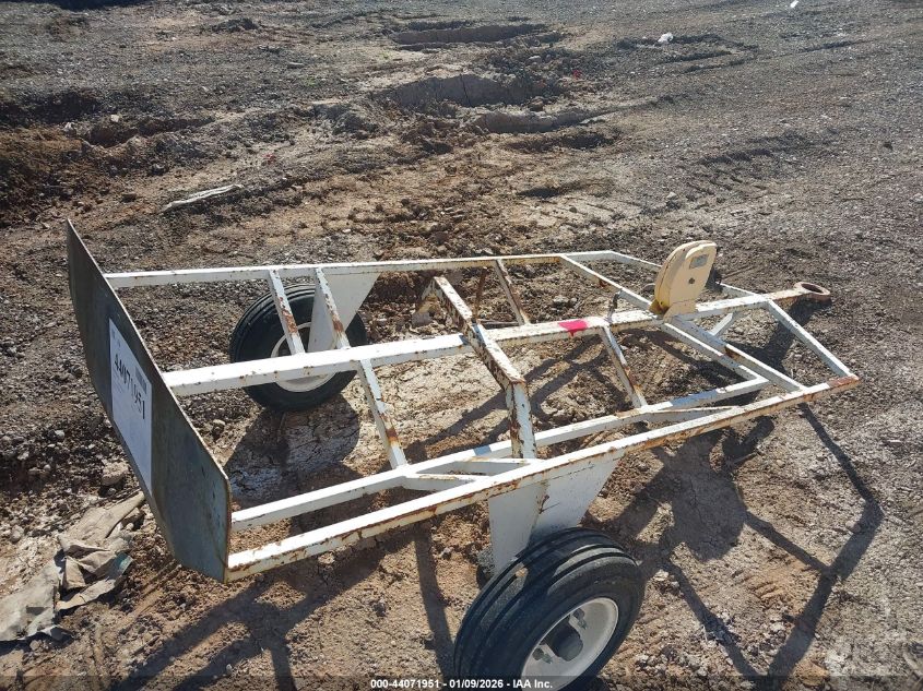 1980 Equipment Gse 003