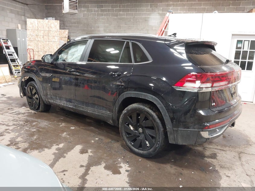 2026 Volkswagen Atlas Cross Sport Se With Technology