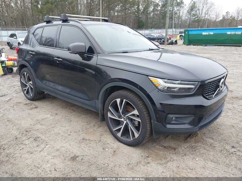 2020 Volvo Xc40 T5 R-Design