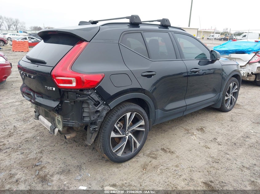 2020 Volvo Xc40 T5 R-Design