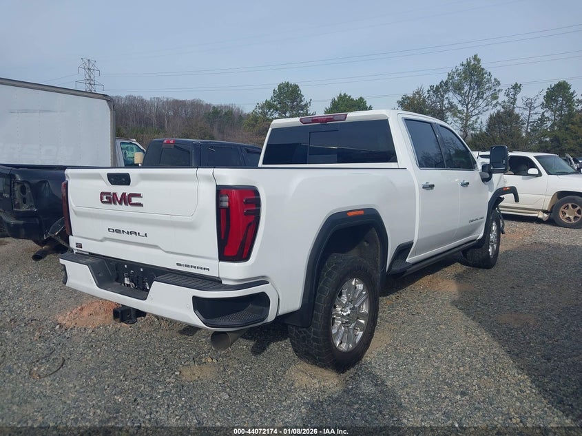 2025 GMC SIERRA 3500HD auction photo 4