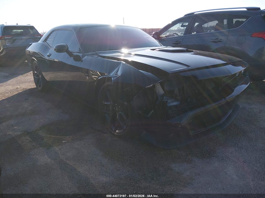 2016 Dodge Challenger 392 Hemi Scat Pack Shaker