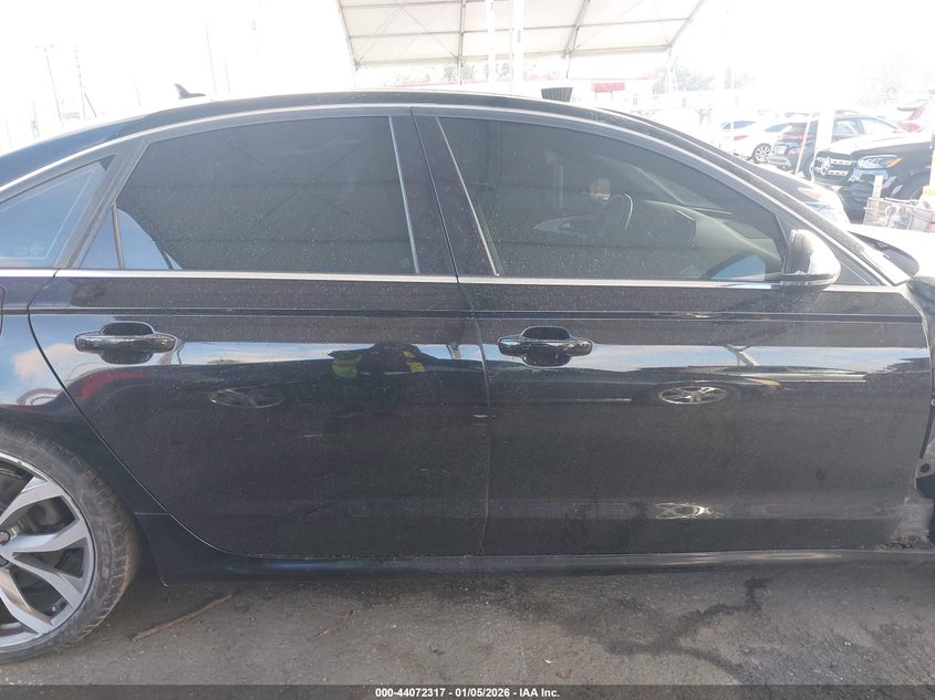 2012 Audi A6 3.0 3.0 Premium black Lot 111044072317 Vin WAUHGAFC8CN144924