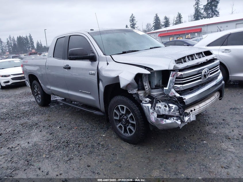 5TFUW5F10GX565864 2016 Toyota Tundra Sr5 5.7L V8 auction photo 1