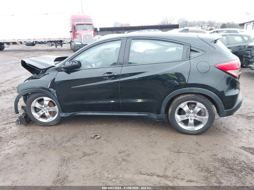 VIN 3CZRU6H36JG710282 2018 HONDA HR-V LX
