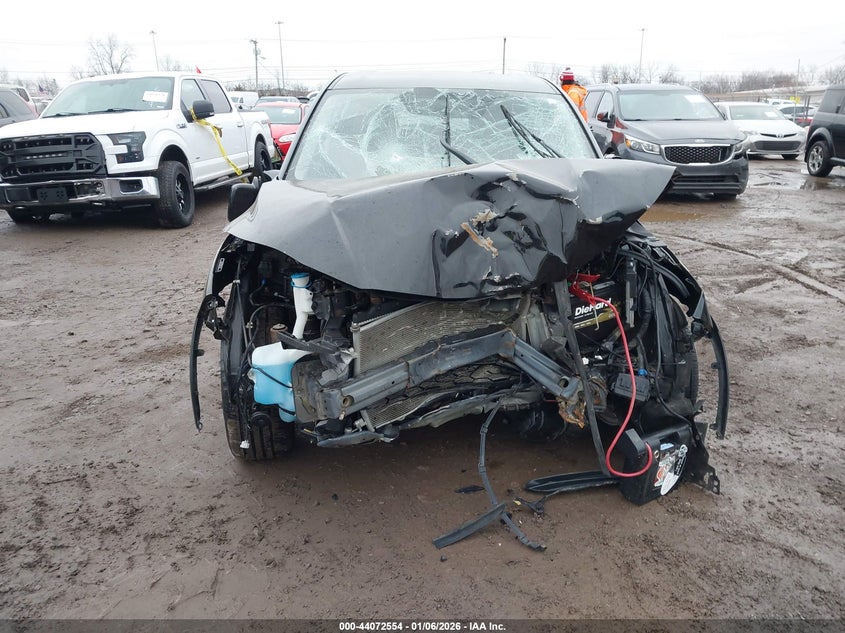 VIN 3CZRU6H36JG710282 2018 HONDA HR-V LX