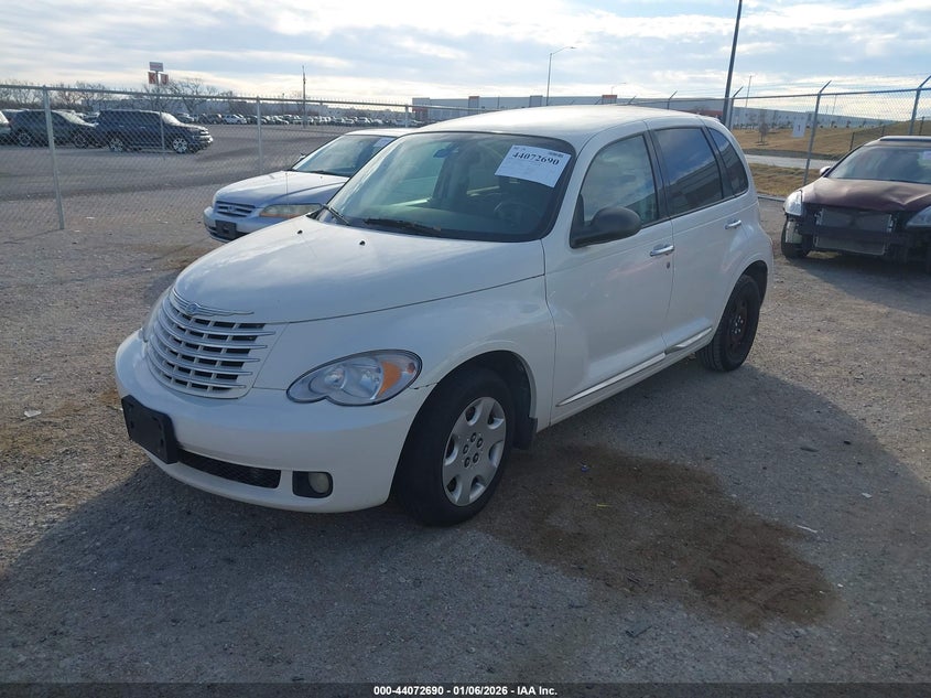 2010 CHRYSLER PT CRUISER auction photo 2