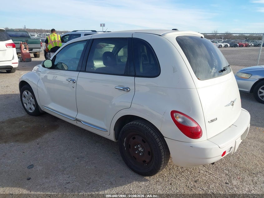 2010 CHRYSLER PT CRUISER auction photo 3