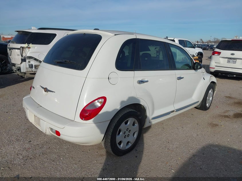2010 CHRYSLER PT CRUISER auction photo 4