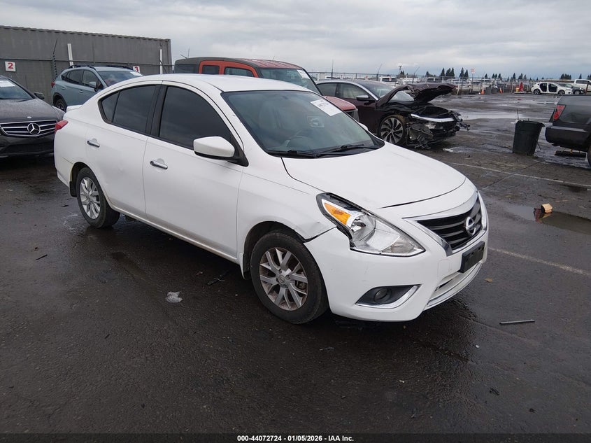 2017 Nissan Versa 1.6 Sv