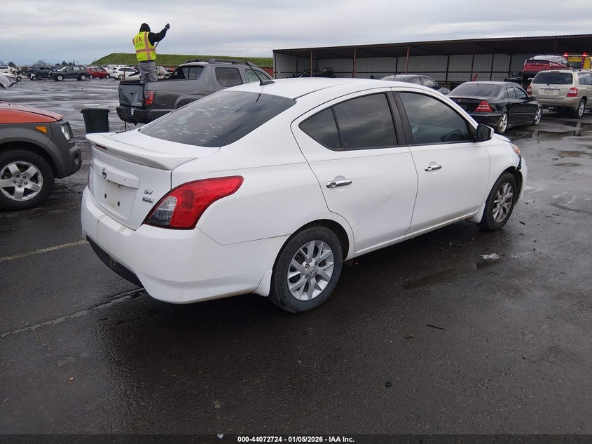 2017 Nissan Versa 1.6 Sv