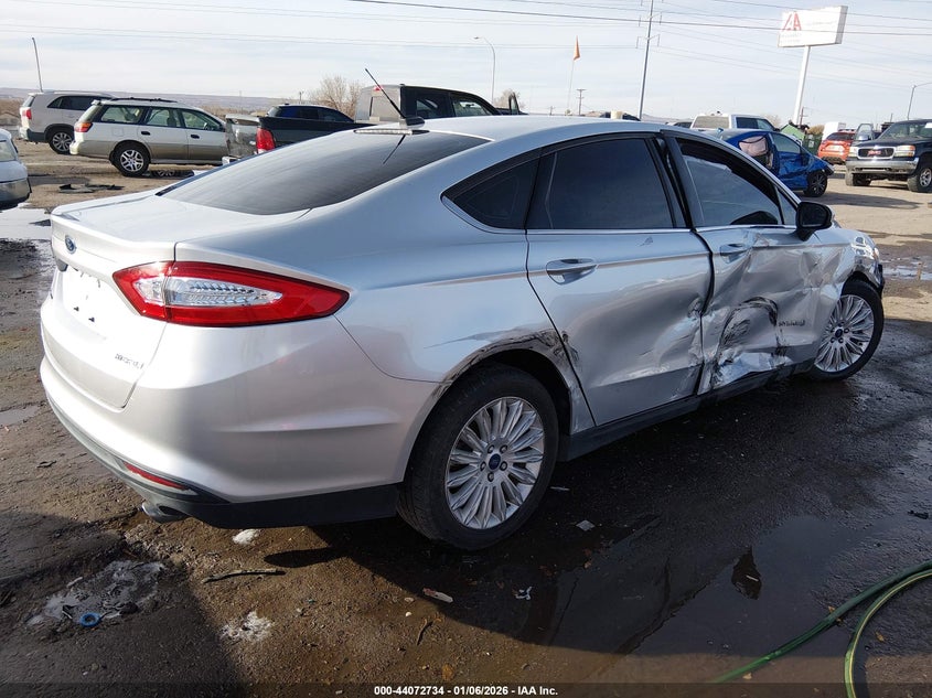2015 Ford Fusion Hybrid S