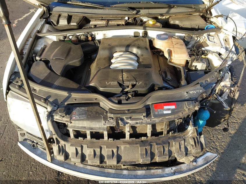 2000 Volkswagen Passat Glx VIN: WVWPD23B8YP210280 Lot: 44072768