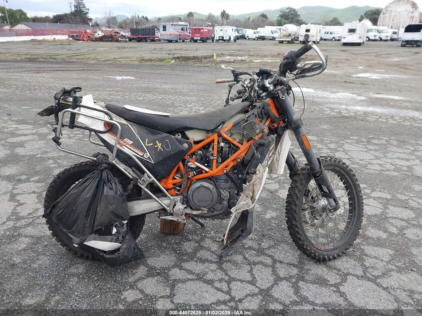 2014 Ktm 690 Enduro R VIN: VBKLET409EM767418 Lot: 44072825
