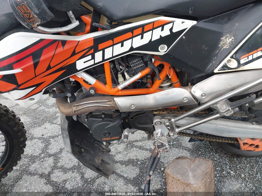 2014 Ktm 690 Enduro R VIN: VBKLET409EM767418 Lot: 44072825