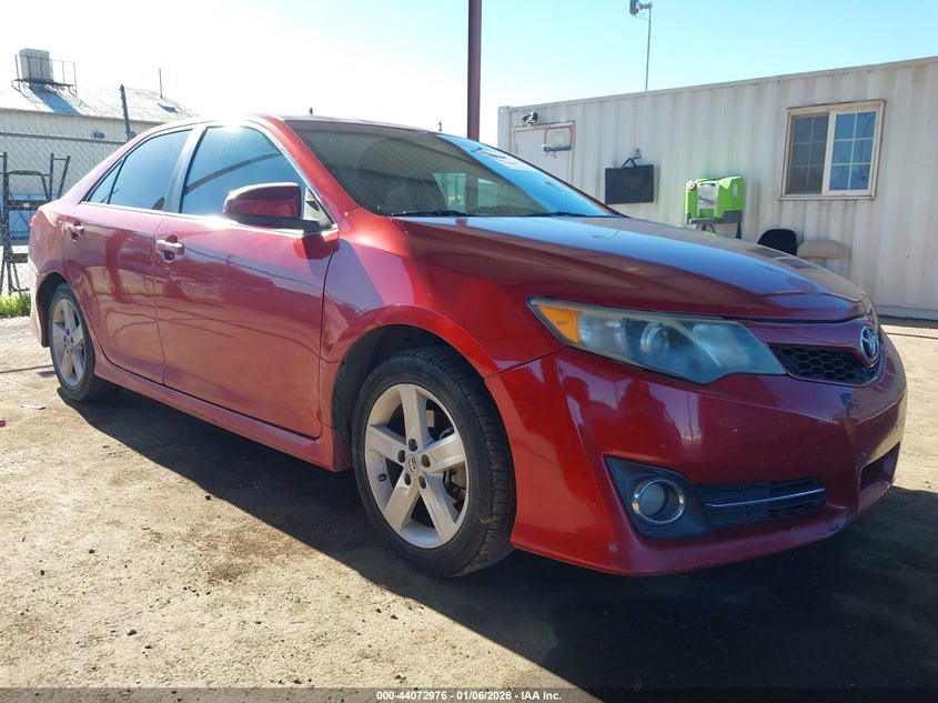 4T1BF1FK3CU615771 2012 Toyota Camry Se auction photo 1