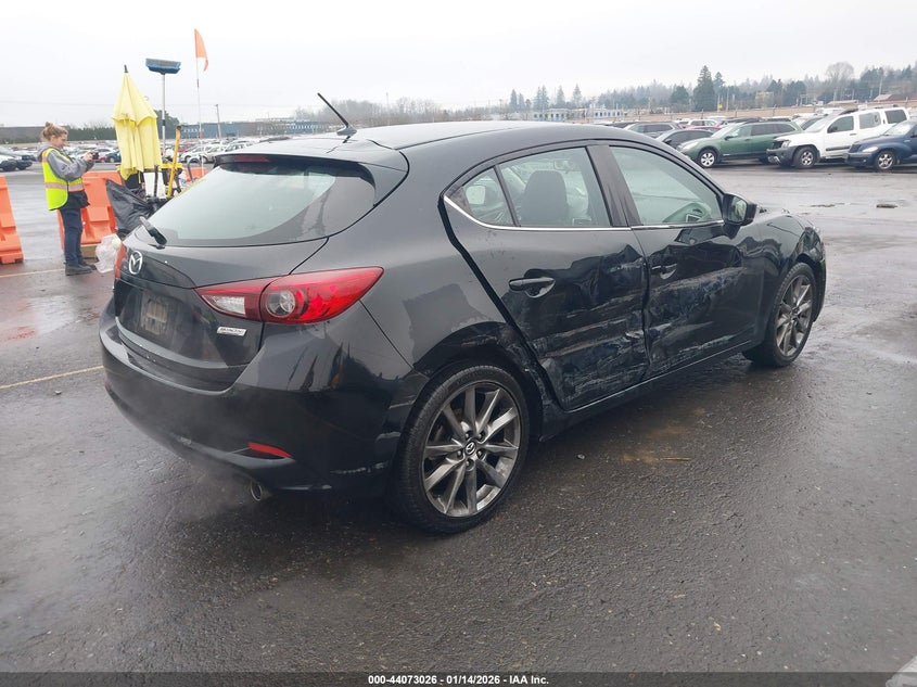 2018 Mazda Mazda3 Touring