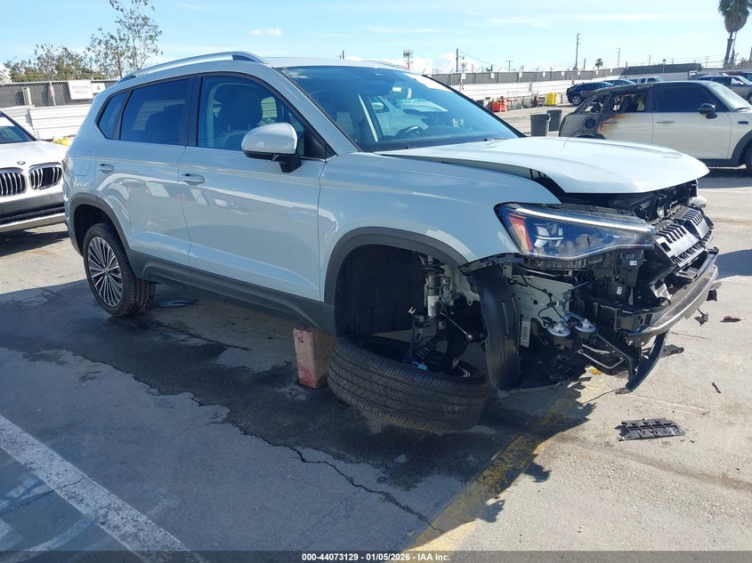 3VVEC7B27SM032885 2025 Volkswagen Taos 1.5T Se auction photo 1