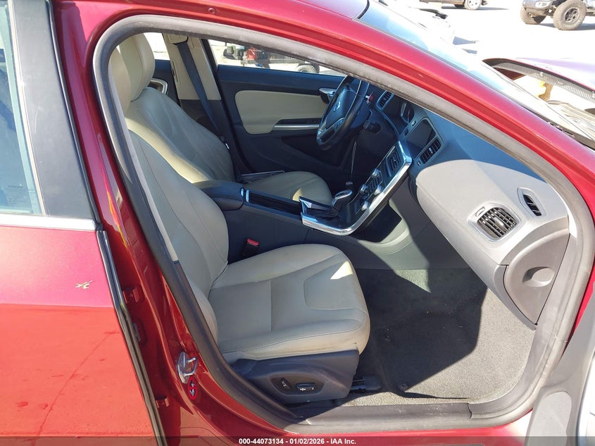 2016 Volvo S60 T5 Drive-E Premier