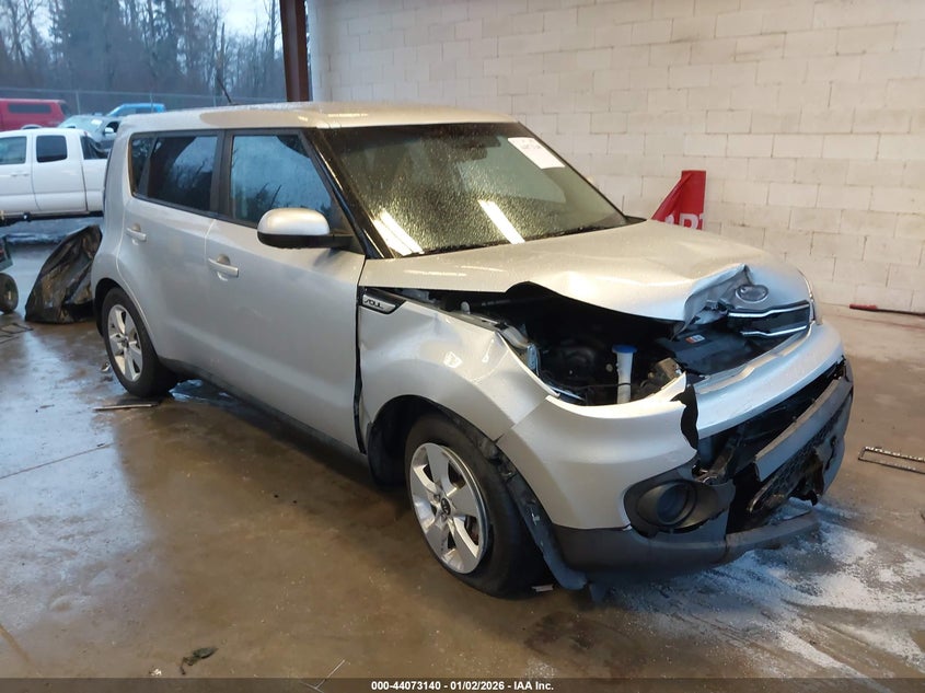 KNDJN2A22J7614400 2018 Kia Soul auction photo 1