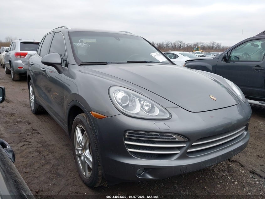 2014 Porsche Cayenne Platinum Edition
