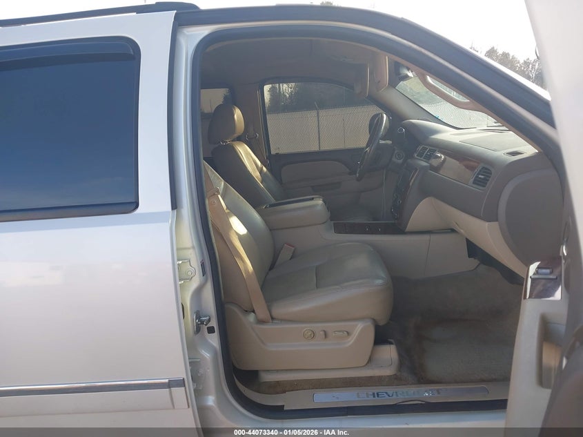 2010 Chevrolet Suburban 1500 Ltz