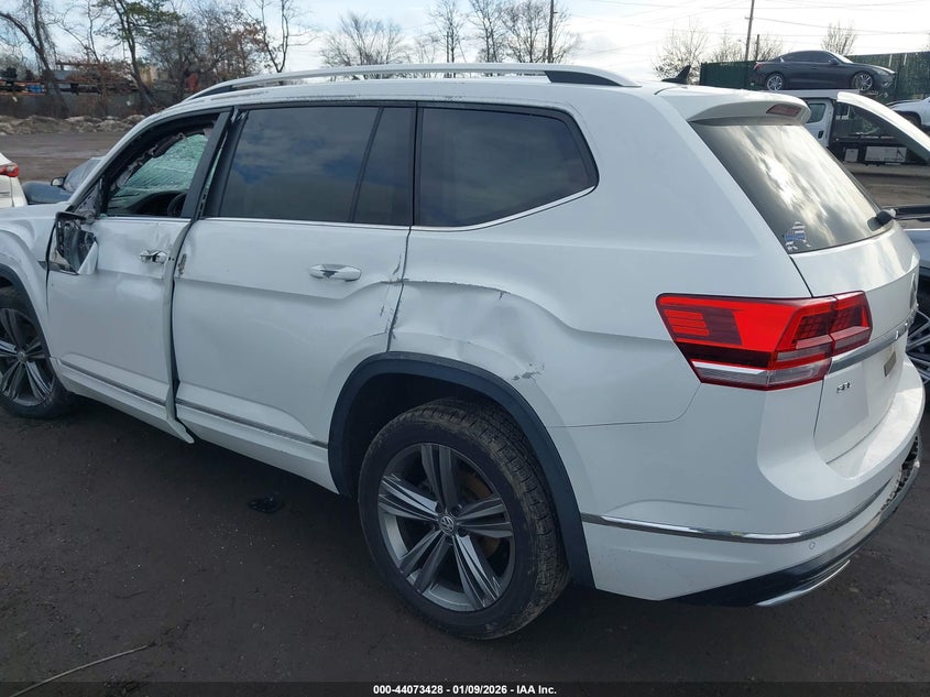 VIN 1V2RR2CA7KC537462 2019 VOLKSWAGEN ATLAS 3.6L V6 SEL R-LINE
