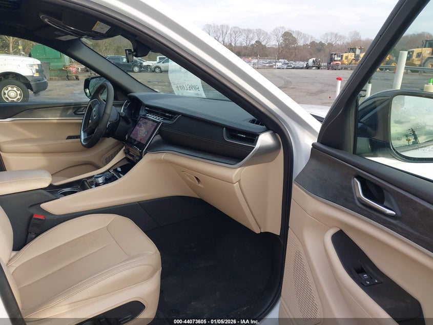 2025 Jeep Grand Cherokee L Limited 4X4