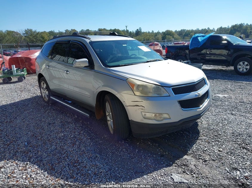 1GNKRGED2BJ384645 2011 Chevrolet Traverse 1Lt auction photo 1