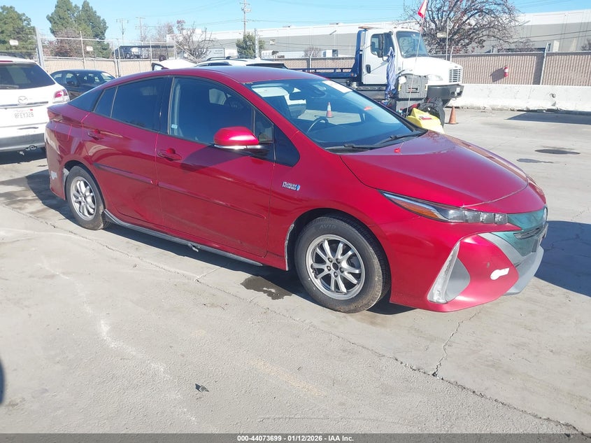 JTDKARFP3H3052103 TOYOTA PRIUS PRIME Photo 1