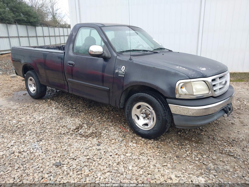 2FTRF17W8XCA39847 1999 Ford F-150 Lariat/Work Series/Xl/Xlt auction photo 1