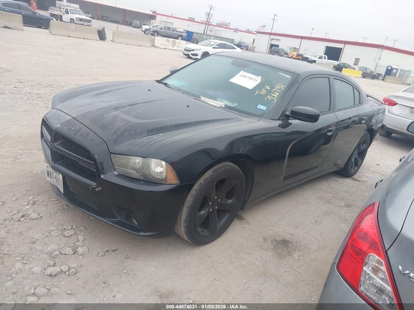 Vin: 2c3cdxhg6eh356732, lot: 44569867, dodge charger sxt 20142