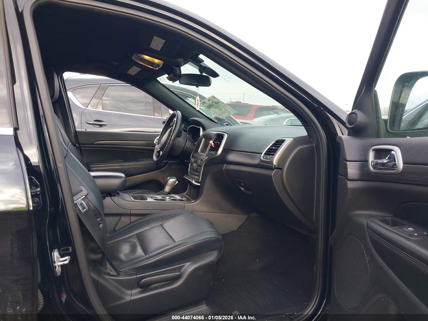 2019 Jeep Grand Cherokee Laredo E 4X4