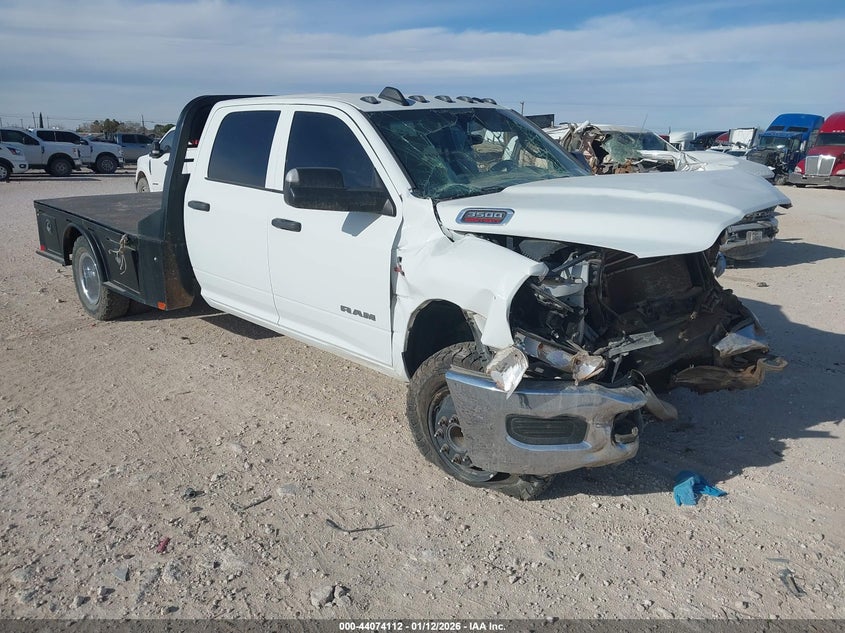 2022 Ram 3500 Chassis Tradesman/Slt/Laramie/Limited