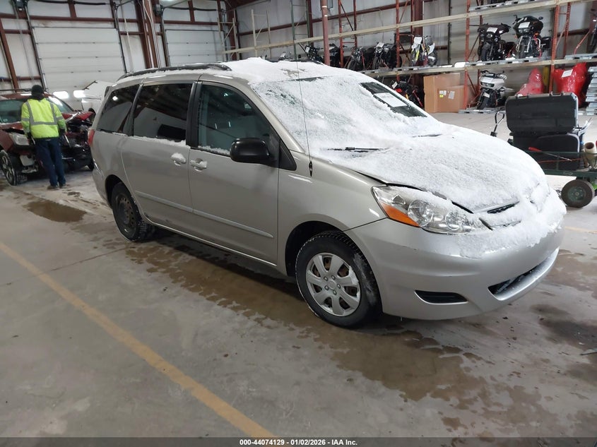 2009 Toyota Sienna Le