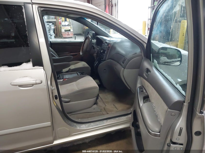 2009 Toyota Sienna Le