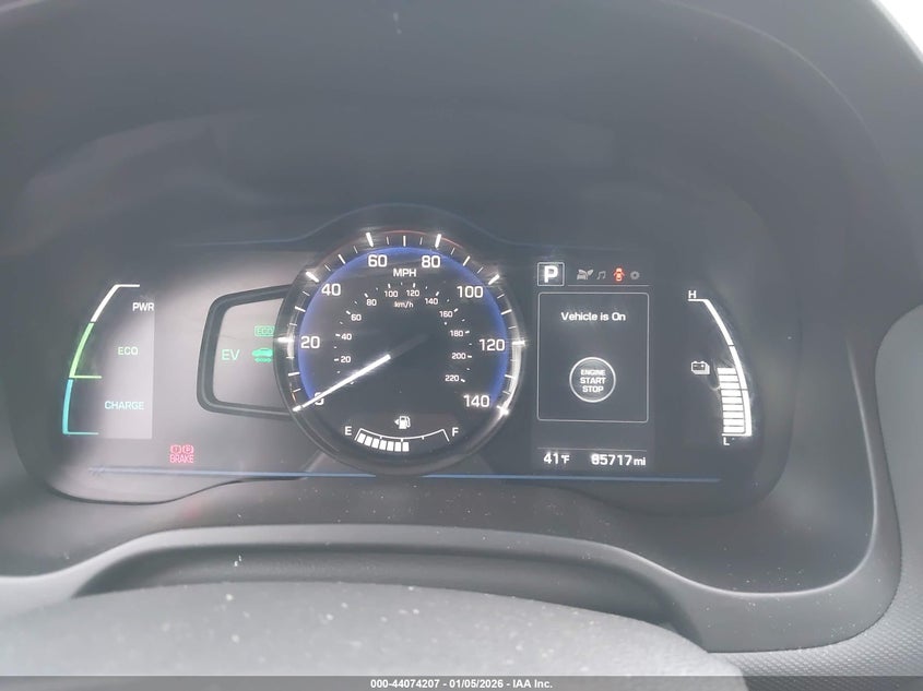 VIN KMHC65LC5HU031792 2017 HYUNDAI IONIQ HYBRID BLUE