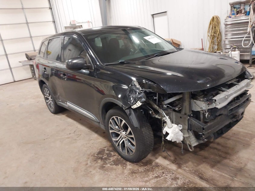 2018 Mitsubishi Outlander Es