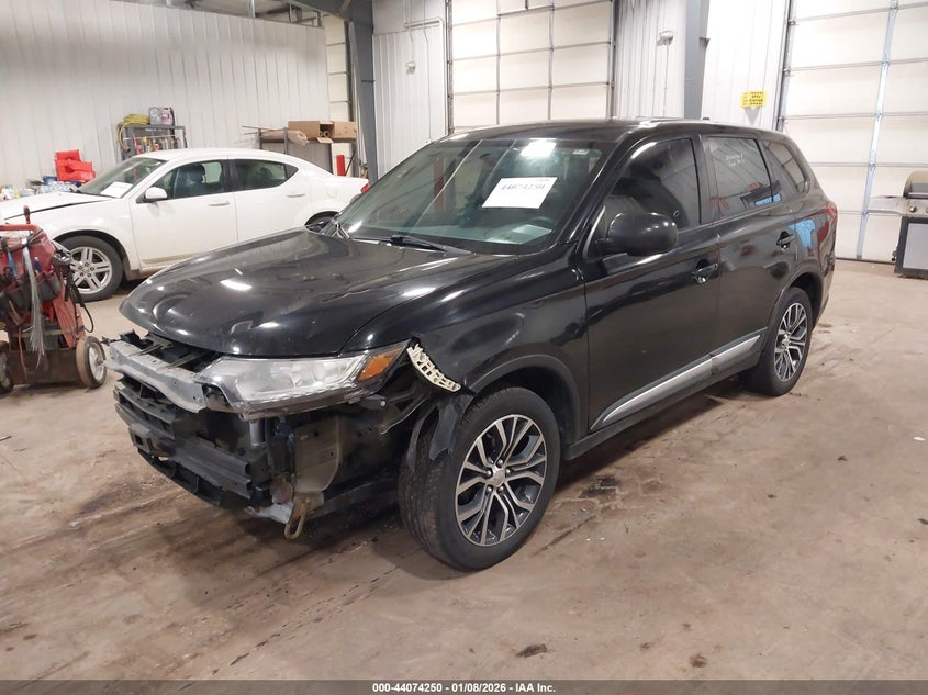 2018 Mitsubishi Outlander Es