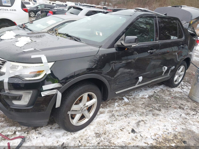 2017 Ford Explorer Xlt