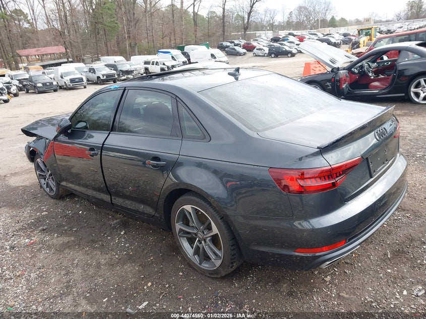 2019 AUDI A4 auction photo 3