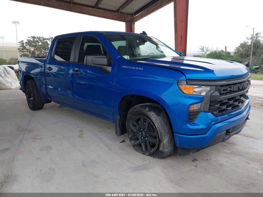 CHEVROLET SILVERADO 1500 4WD SHORT BED CUSTOM