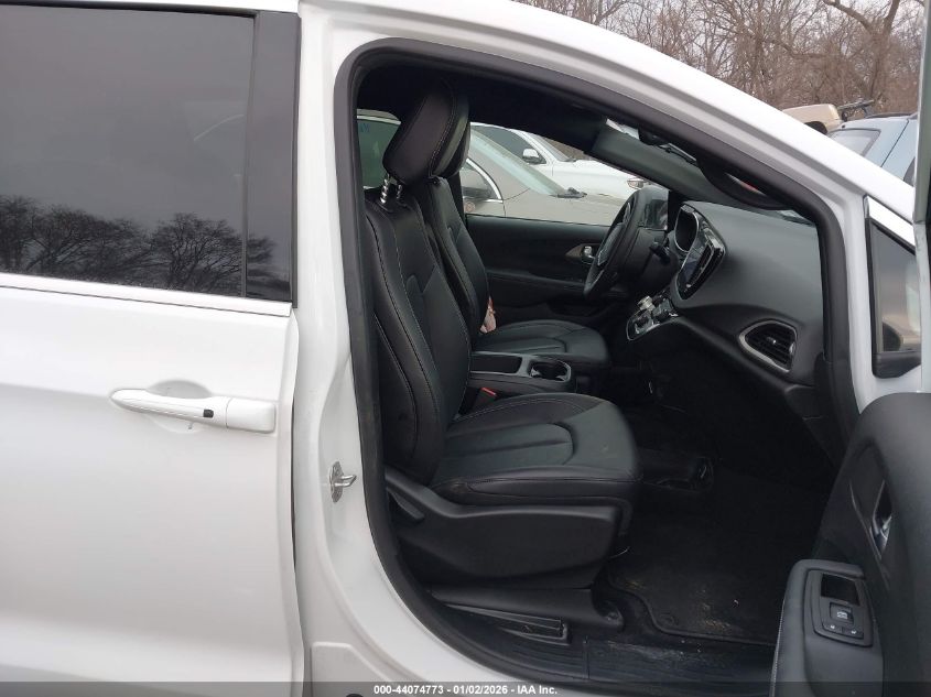 2026 Chrysler Pacifica - 2C4RC1BG2TR172183