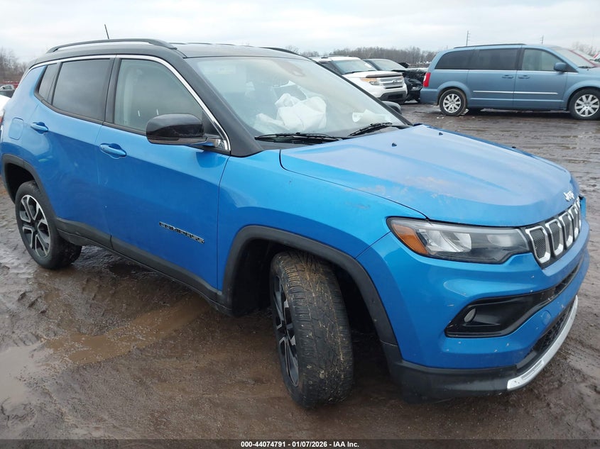 3C4NJDCB7NT146252 2022 Jeep Compass Limited 4X4 auction photo 1