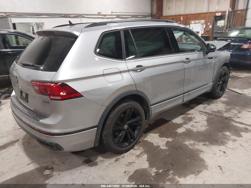 2023 Volkswagen Tiguan 2.0T Se R-Line Black