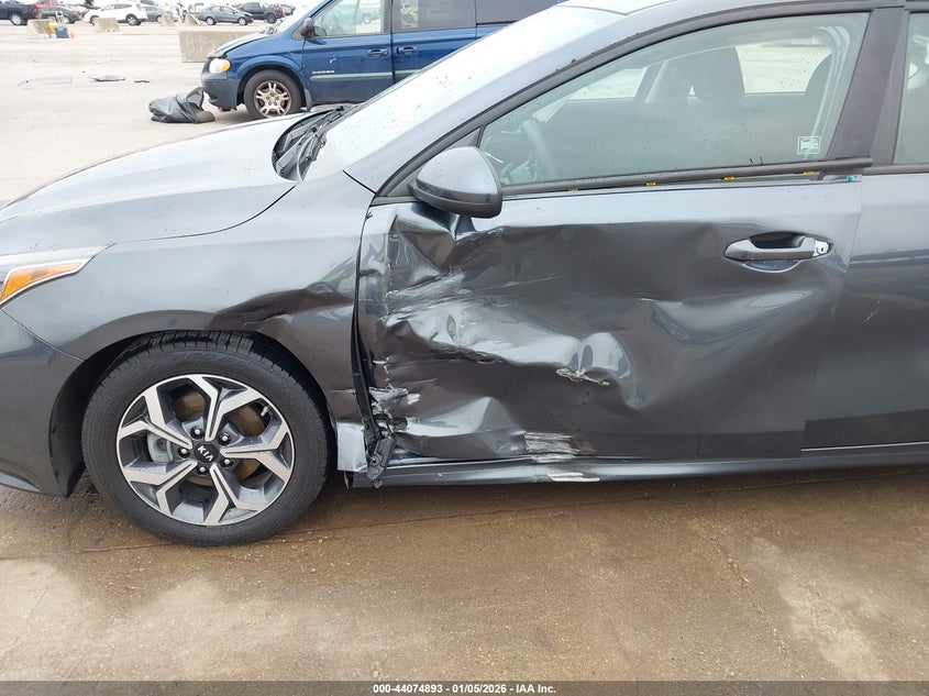 VIN 3KPF24AD6ME297818 2021 KIA FORTE LXS