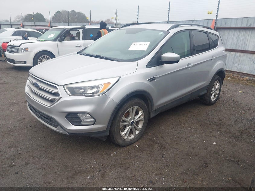 VIN 1FMCU0G94JUB48843 2018 FORD ESCAPE SE