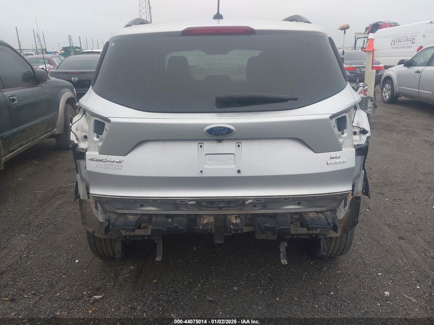 VIN 1FMCU0G94JUB48843 2018 FORD ESCAPE SE