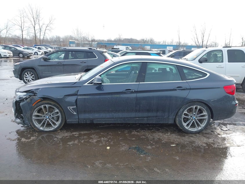 VIN WBA8Y3C39HG450975 2017 BMW 340I GRAN TURISMO XDRIVE