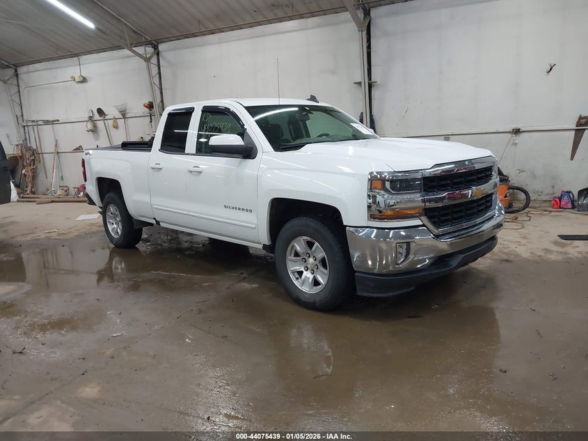 1GCVKREC1JZ231896 2018 Chevrolet Silverado 1500 1Lt auction photo 1